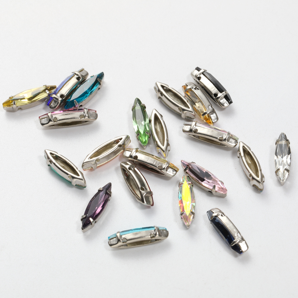 4x15mm K9 Glass Navette Crysta - đánh giá và giá Art Craft Horse
